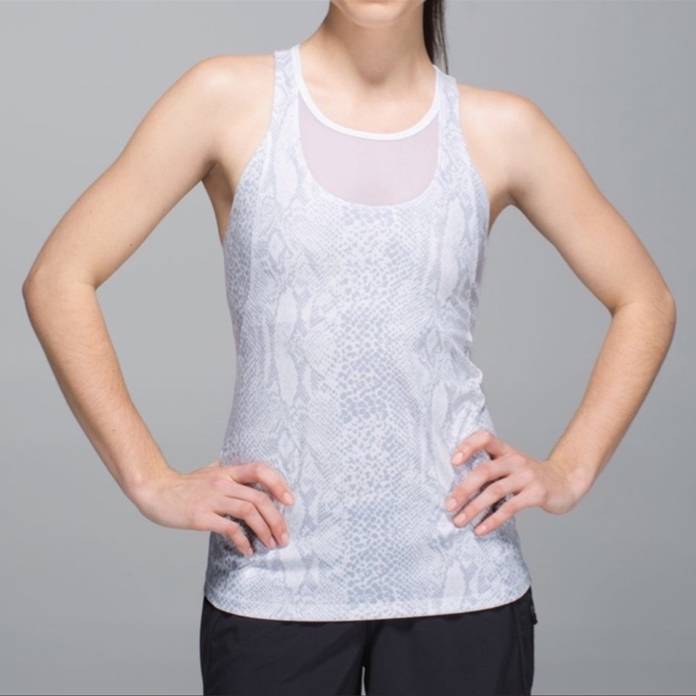 Lululemon‎ Mesh With Me Tank